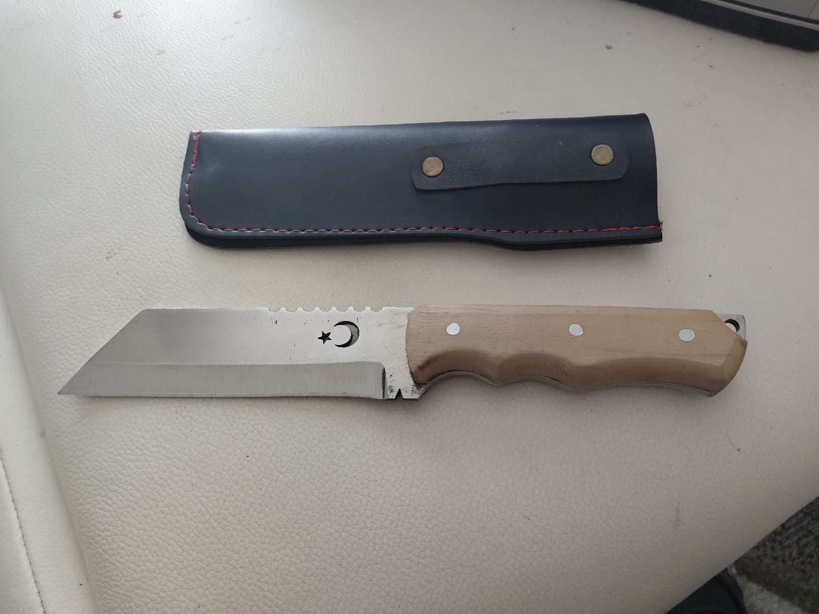 Posate: Türkisches Messer mit Holzgriff und Lederscheide – Nuovo (secondo la descrizione) da Belp venduto da mar_76s8