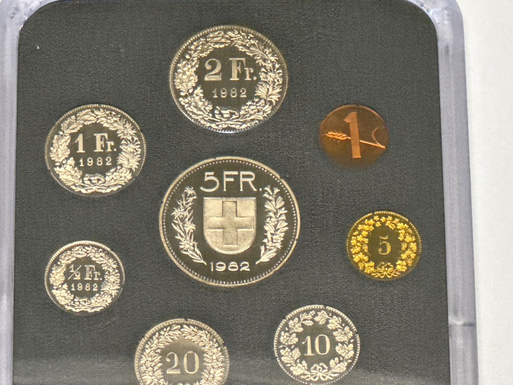 Toutes les monnaies: Schweizer Münzsatz Stgl. 1982 – Neuf (Voir description) à Herisau par herau 3