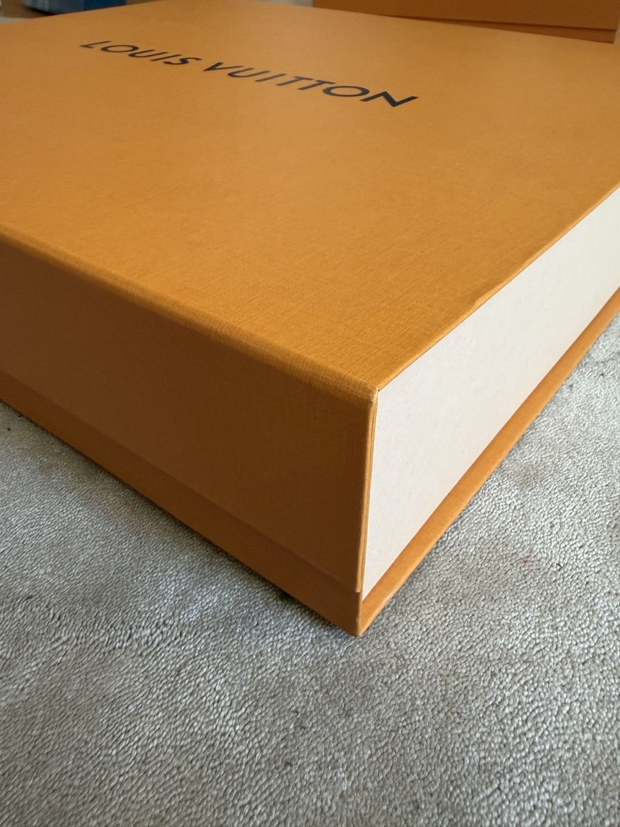 Louis Vuitton Altro in Decorazioni & Accessori: Louis Vuitton Box gross mit Staubbeutel – Nuovo (secondo la descrizione) da Gals venduto da sop_s7mz 4