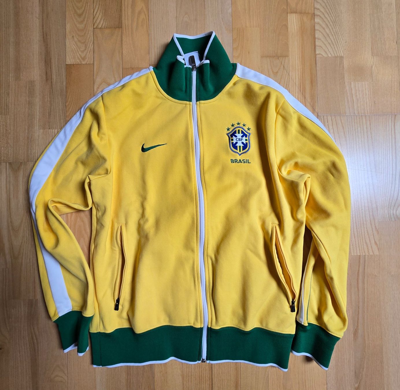Nike Giacche: Brasilien | Jacke | 2010 | Neuwertig – Usato da Zollbrück venduto da MiKron
