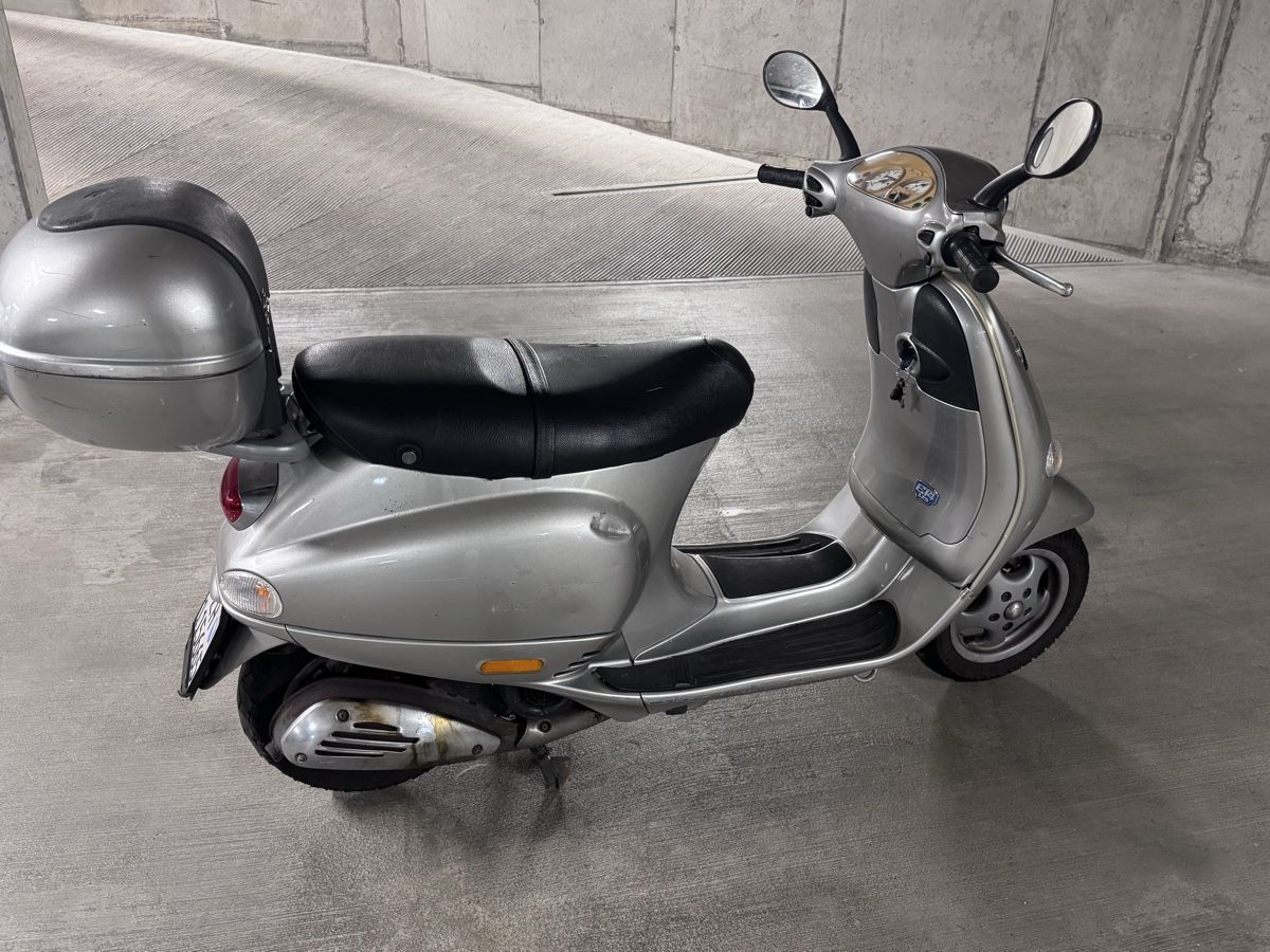 Vespa Scooter: Vespa ET4 defekt – Difettoso da Thalwil venduto da str73 2