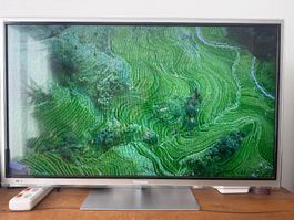 Panasonic TX-L42ET50E LCD TV