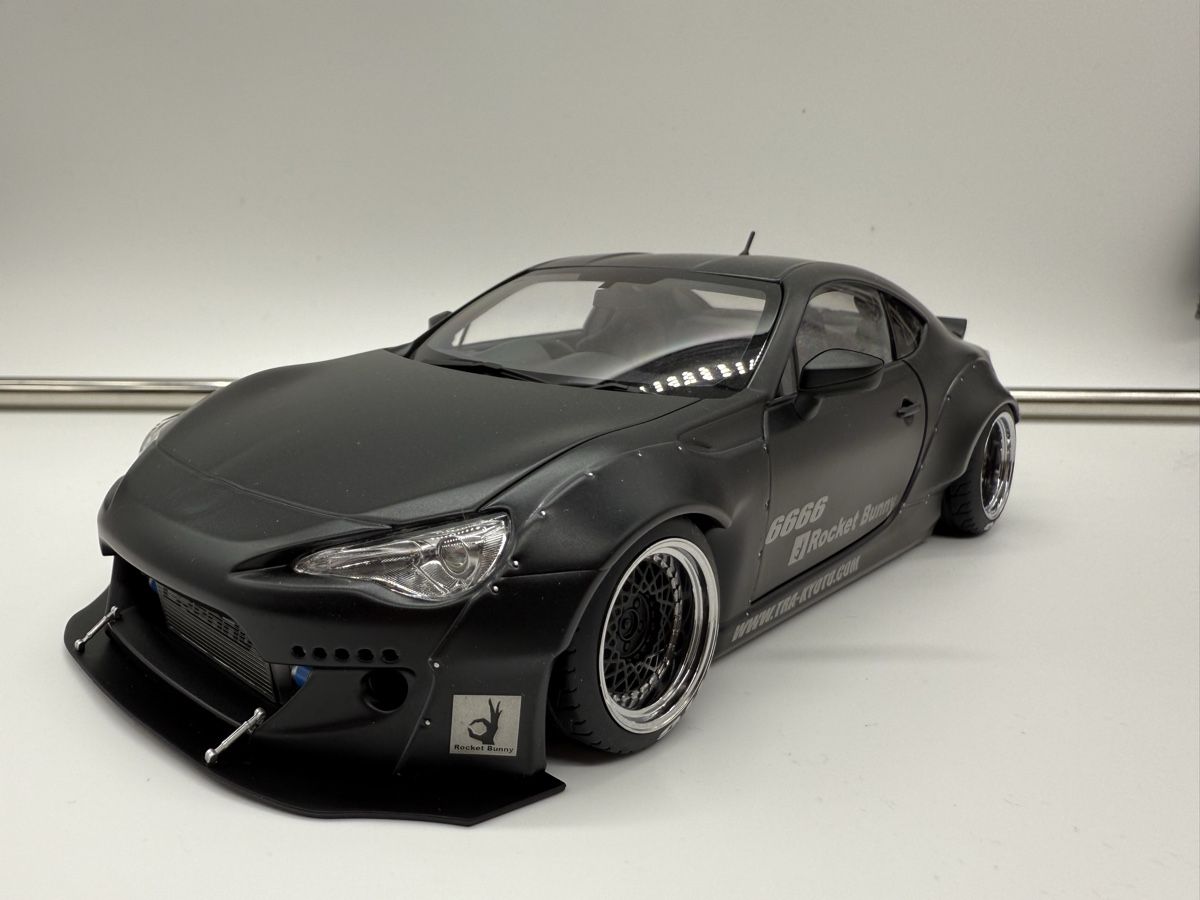 Autoart Modellini d'auto: AutoArt Rocket Bunny GT86 1:18 – Nuovo (secondo la descrizione) da Seewen SO venduto da civicmugen2
