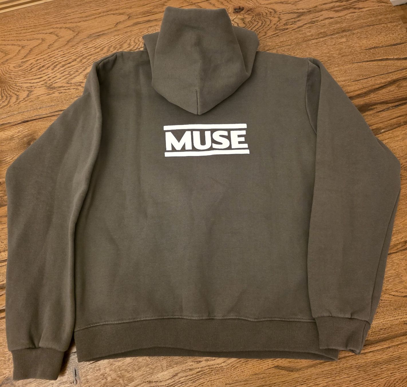 Maglioni & Felpe: Kapuzenpullover MUSE – Usato da Basel venduto da sci_67ms 1