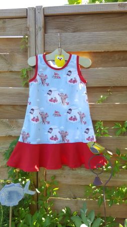 Neues sommerliches Mädchenkleid Gr. 104, handmade