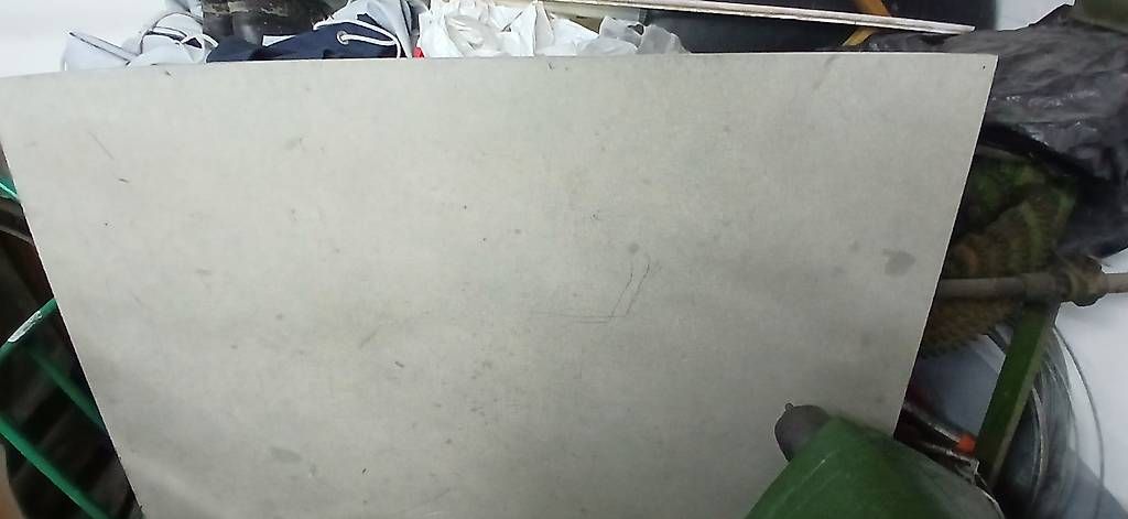 Servierplatten: Brandschutz Bauplatten – Gebraucht aus Aristau von Manufisch0 1