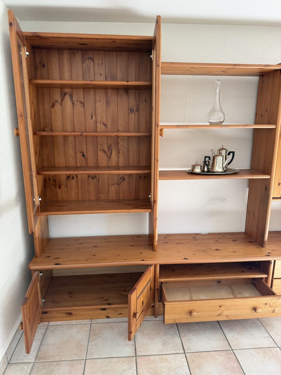 Scaffali: Wohnwand – Usato da Hofstetten SO venduto da anja4114 2