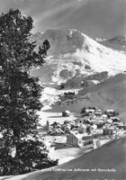 Bivio (GR) Winteransicht  Dorfes Julierpass mit dem Berg G