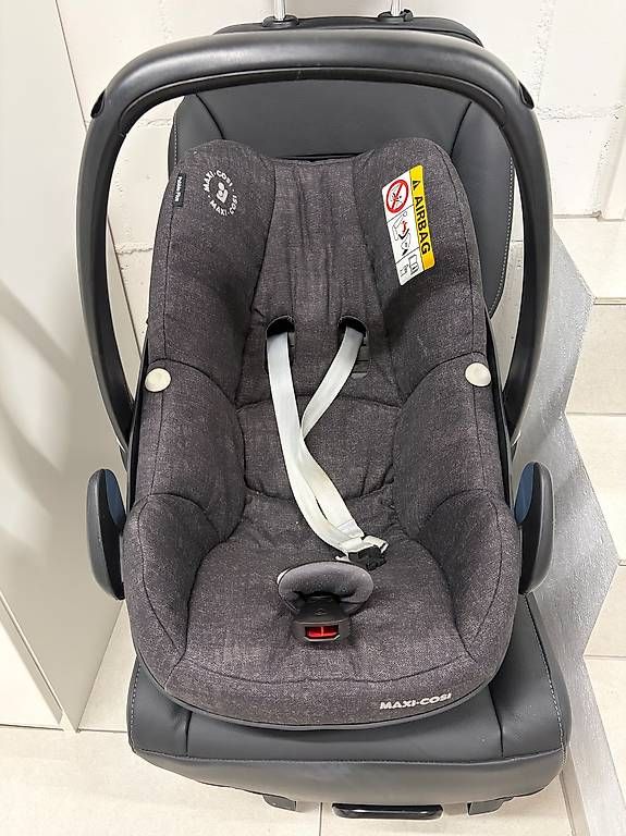 Maxi-Cosi Auto-Kindersitze: Maxi Cosi Pebble Plus – Gebraucht aus Uezwil von BerdanD