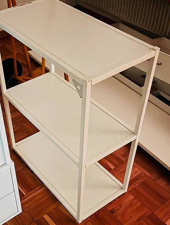 Cassettiere: Lot de 4 petits meubles IKEA – Usato da Genève venduto da cor_c92y 2