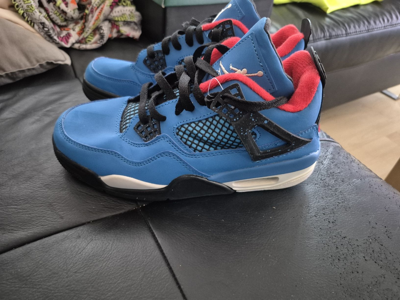 Jordan Scarpe da uomo: Nike Air Jordan Grösse 40 – Usato da Oberweningen venduto da Bumblebee2 1
