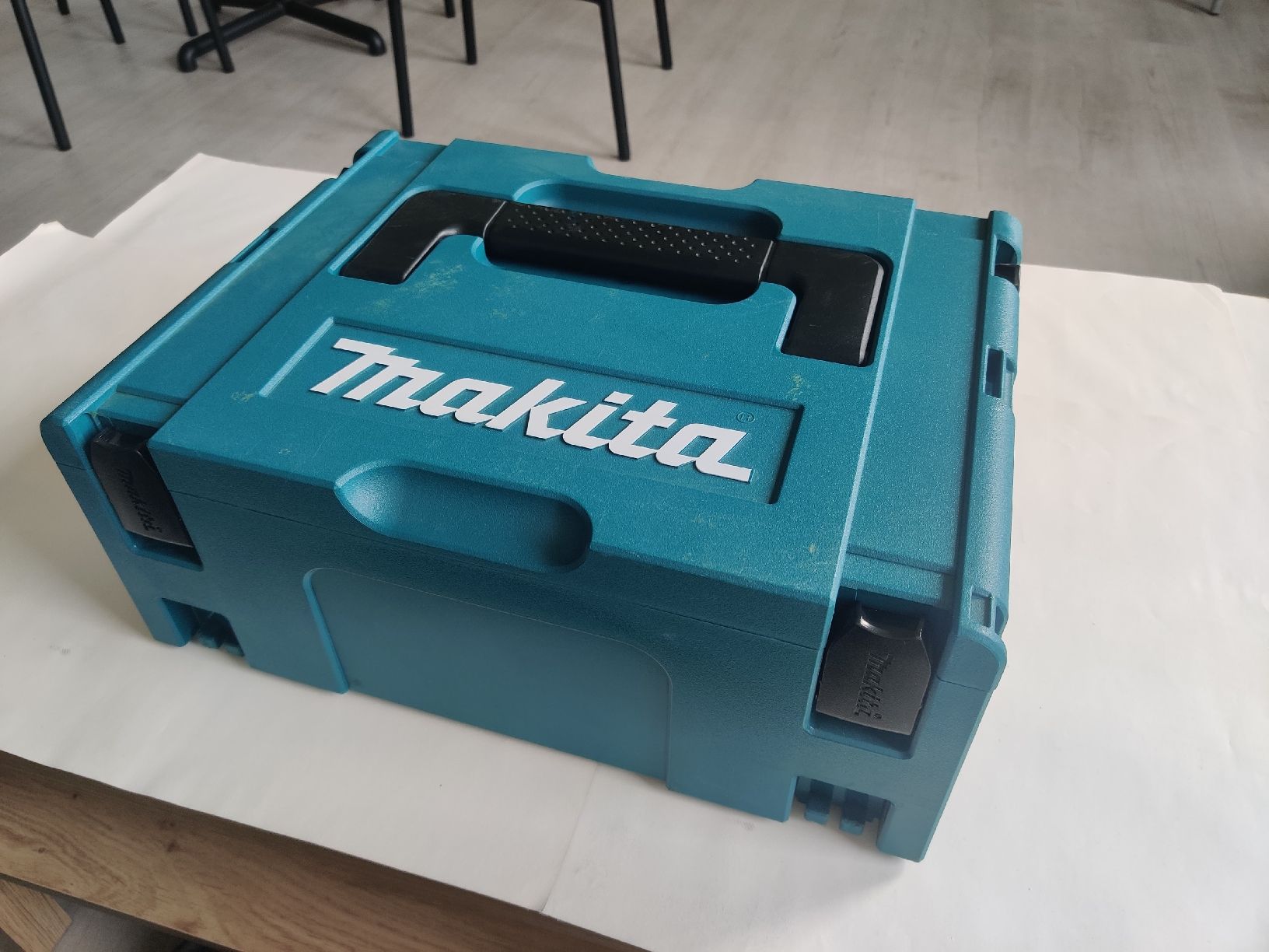 Makita Trapani: Lot de 5 caisses Makita – Usato da Ecublens VD venduto da and_csn9 3