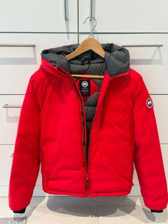Canada Goose Winter Jacke, Rot, Grösse S, Top Zustand!