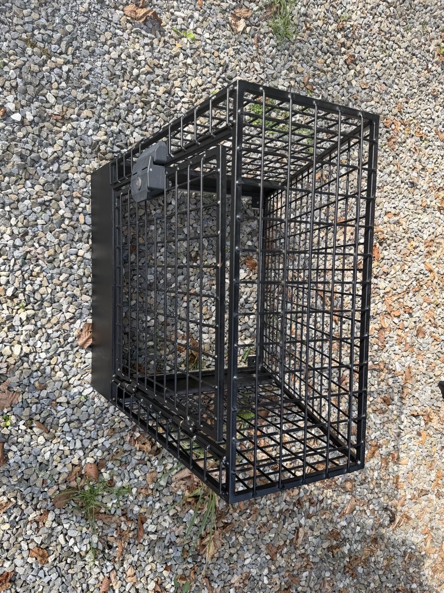 Käfige, Transport & Sicherheit: Metallhundebox Doppelbox Hundebox Bus – Gebraucht aus Hirschthal von GR7000 2