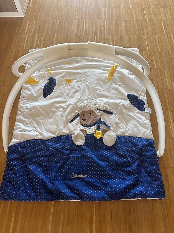 Sterntaler Tappeto da gioco: Krabbeldecke mit Spielbogen von Sterntaler – Usato da Zürich venduto da Sel_01 2
