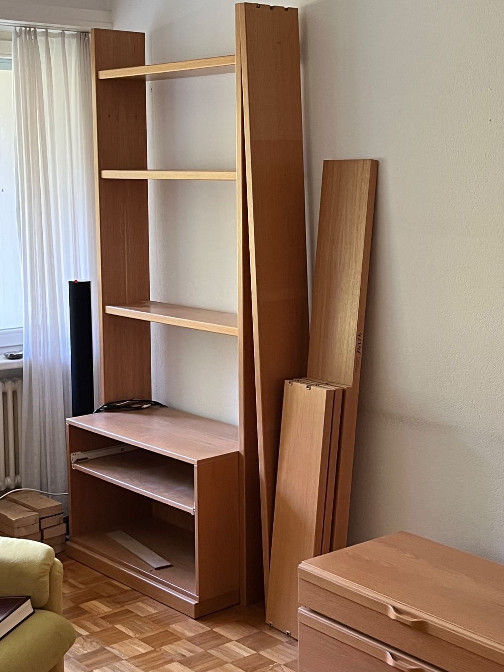 Scaffali: Wohnzimmerwand/Büchergestell Eiche natur – Usato da Dussnang venduto da jacabi1 5