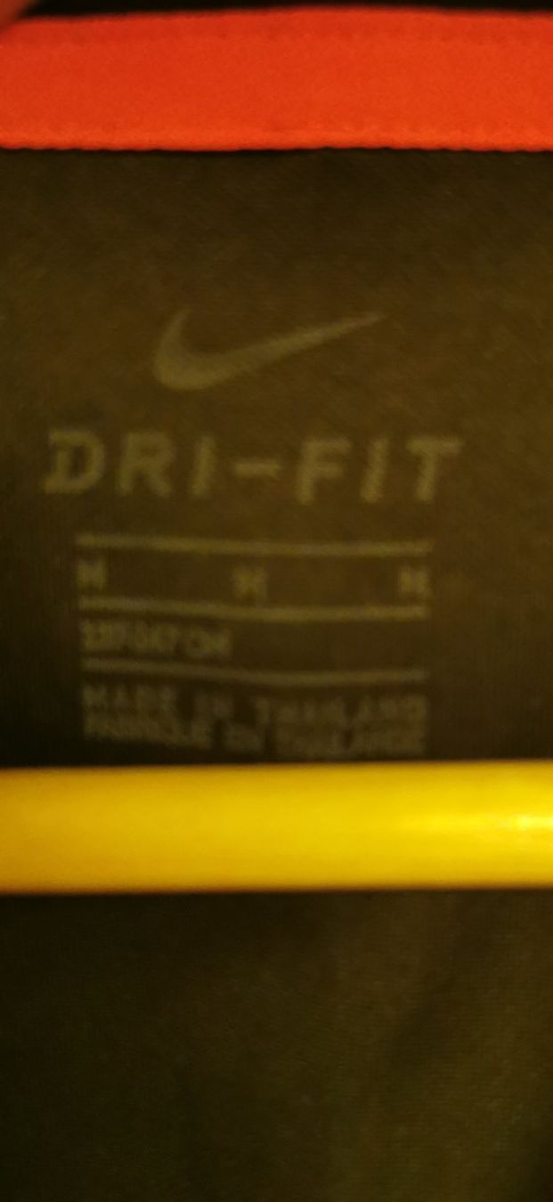 Nike Lotti & Set di vestiti: Nike – Usato da Genève venduto da rescateCH 1