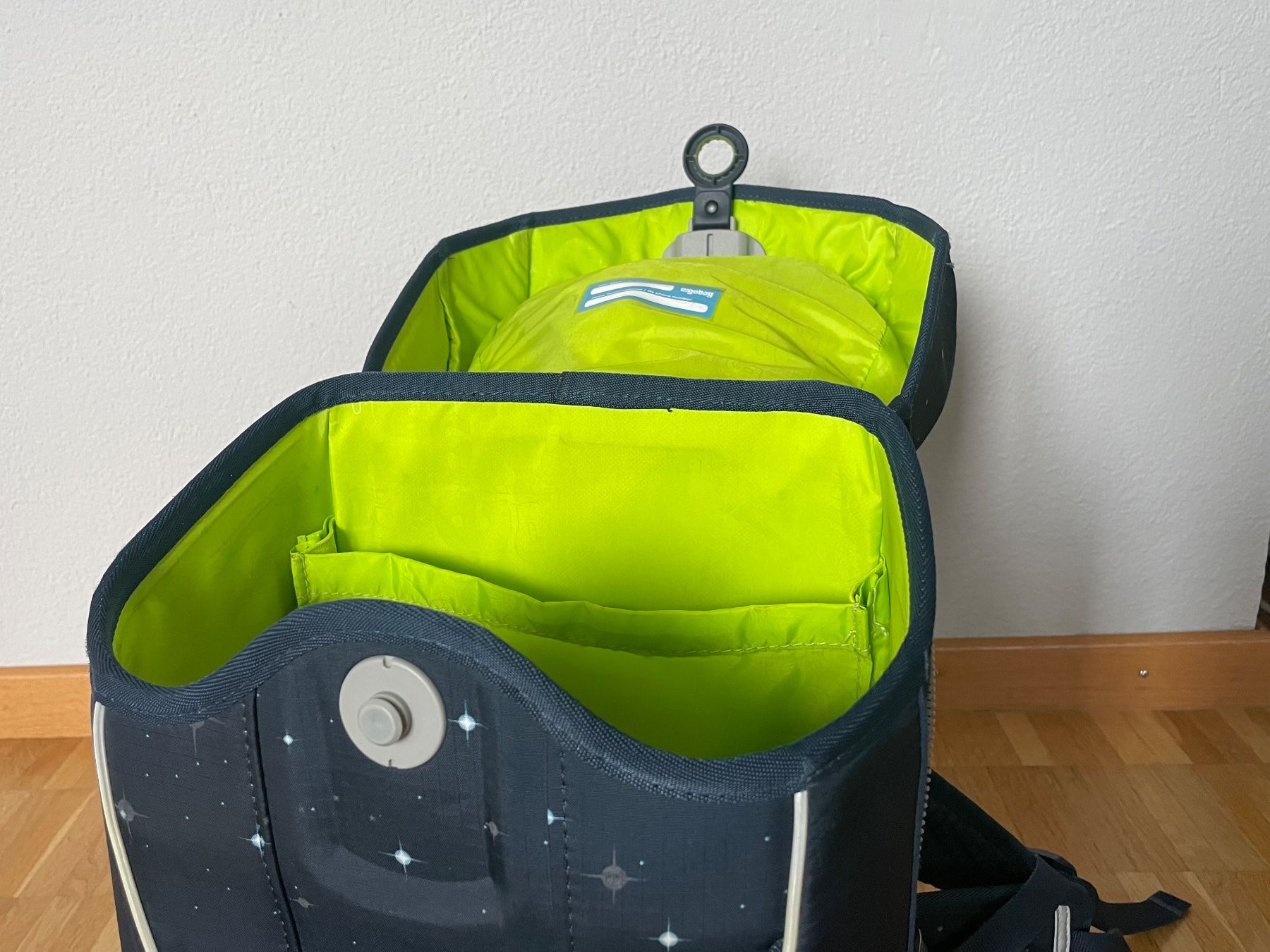 Ergobag Kindertaschen: Ergobag Set Cubo Light – Gebraucht aus Wiesendangen von Blupics 3