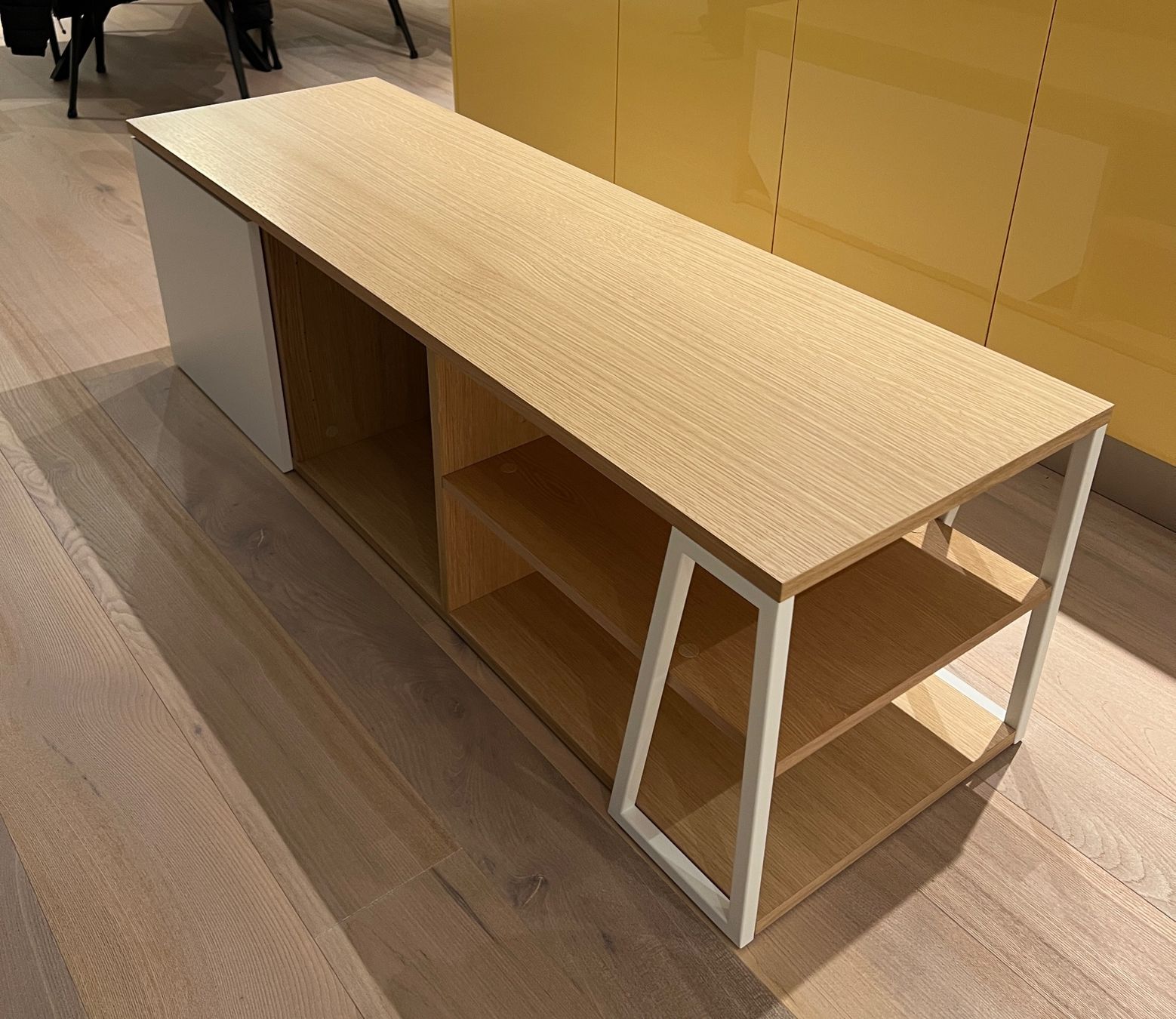 Mobili TV: Mobile TV TemaHome Albi 145x45x45 – Nuovo (secondo la descrizione) da Muralto venduto da Giechk98 3