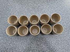 10 Stück Becher NEUWERTIG, aus Steinzeug