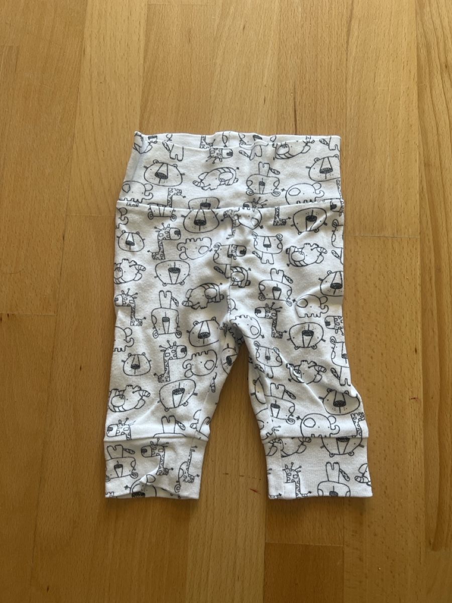 Lotti & Set di vestiti: 4 Hosen Kinder Grösse 56 gemischt – Usato da Zürich venduto da Jakomo007 2