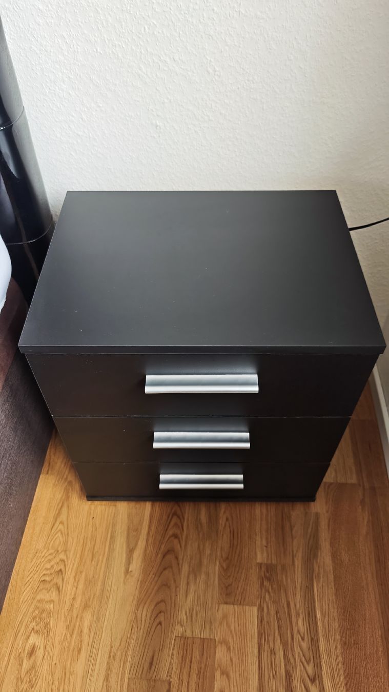 Comodini: 2 Nachttische, bedside table – Usato da Dietikon venduto da jav_ryj6 1