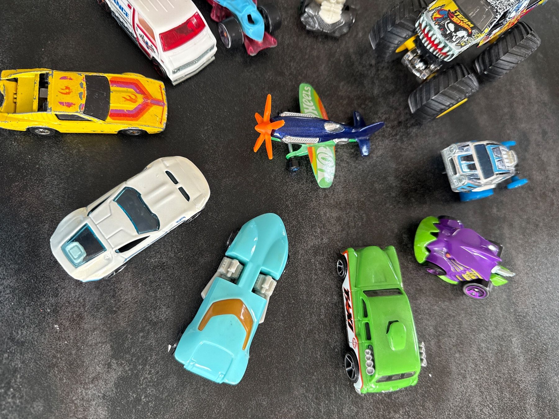 Hot Wheels Spielzeuge: Lot voitures  Hot Wheels à – Gebraucht aus Blonay von Simba1094 2
