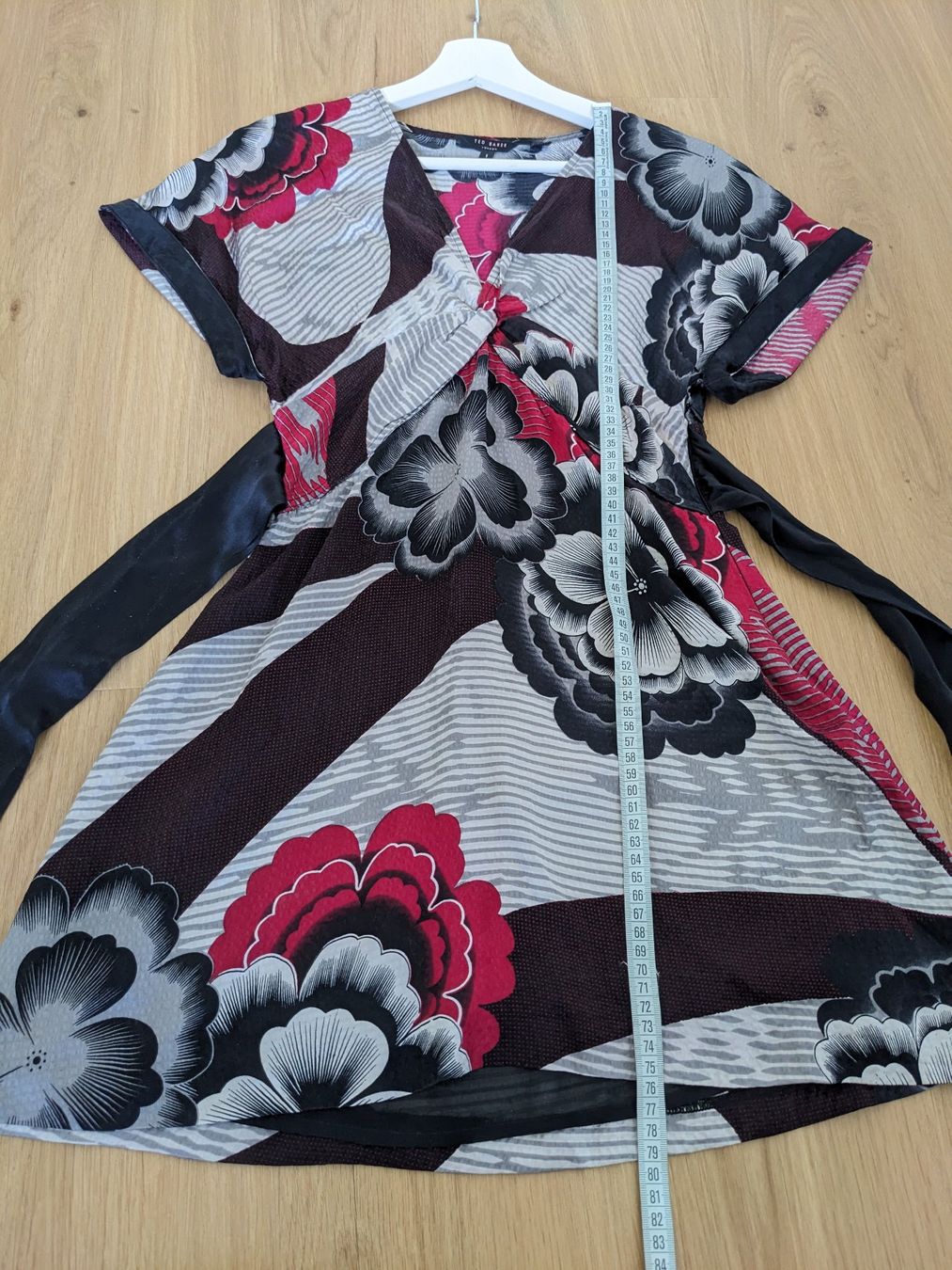 Ted Baker Vestiti: Ted Baker 100% Seide Bluse/ Kleid Gr. S (Gr. 1) – Usato da Lengnau AG venduto da Nathi88 9