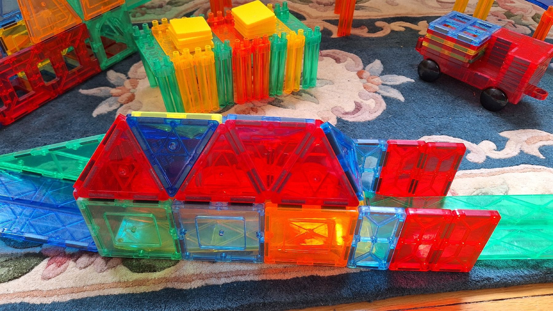 Kit di costruzioni: Magnetische Bausteine Set bunten Schienen – Usato da Zürich venduto da anna3929 3