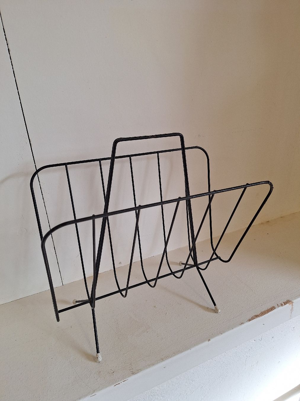 Autres articles pour la maison: Mid Century Zeitungsständer – D'occasion à Urtenen-Schönbühl par Atelier21_bern 1
