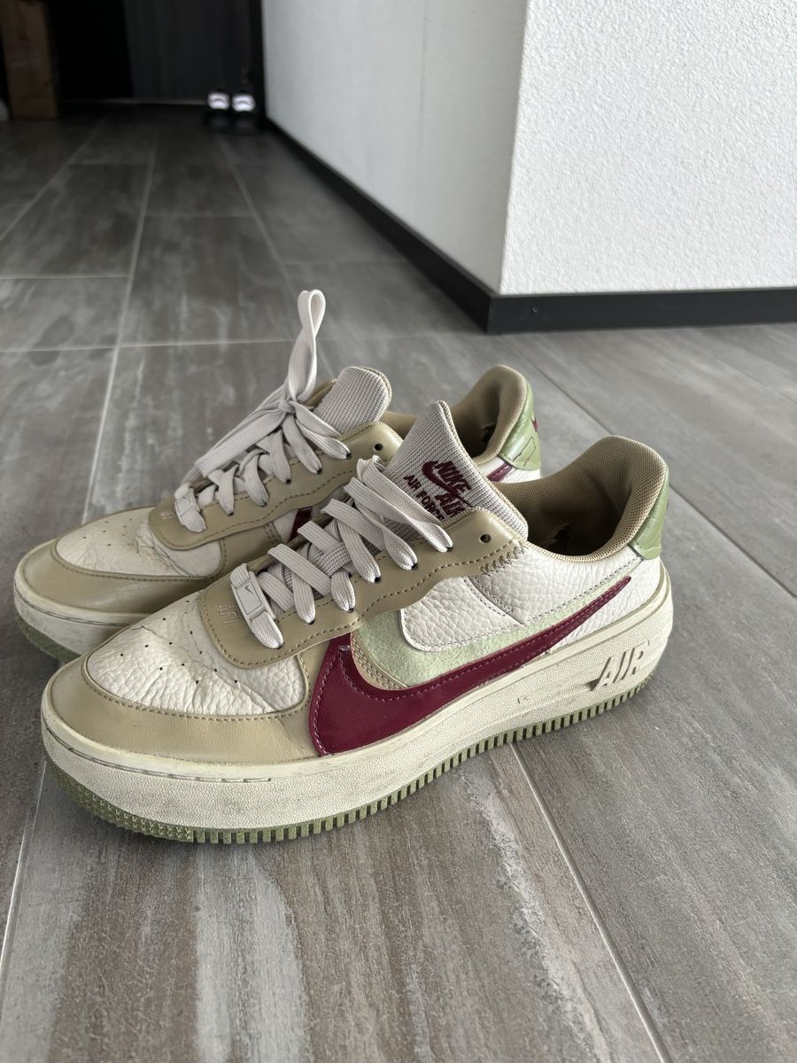Nike Scarpe da uomo: Nike AF1 Größe 41 Leder – Usato da Dübendorf venduto da eli_dt6x