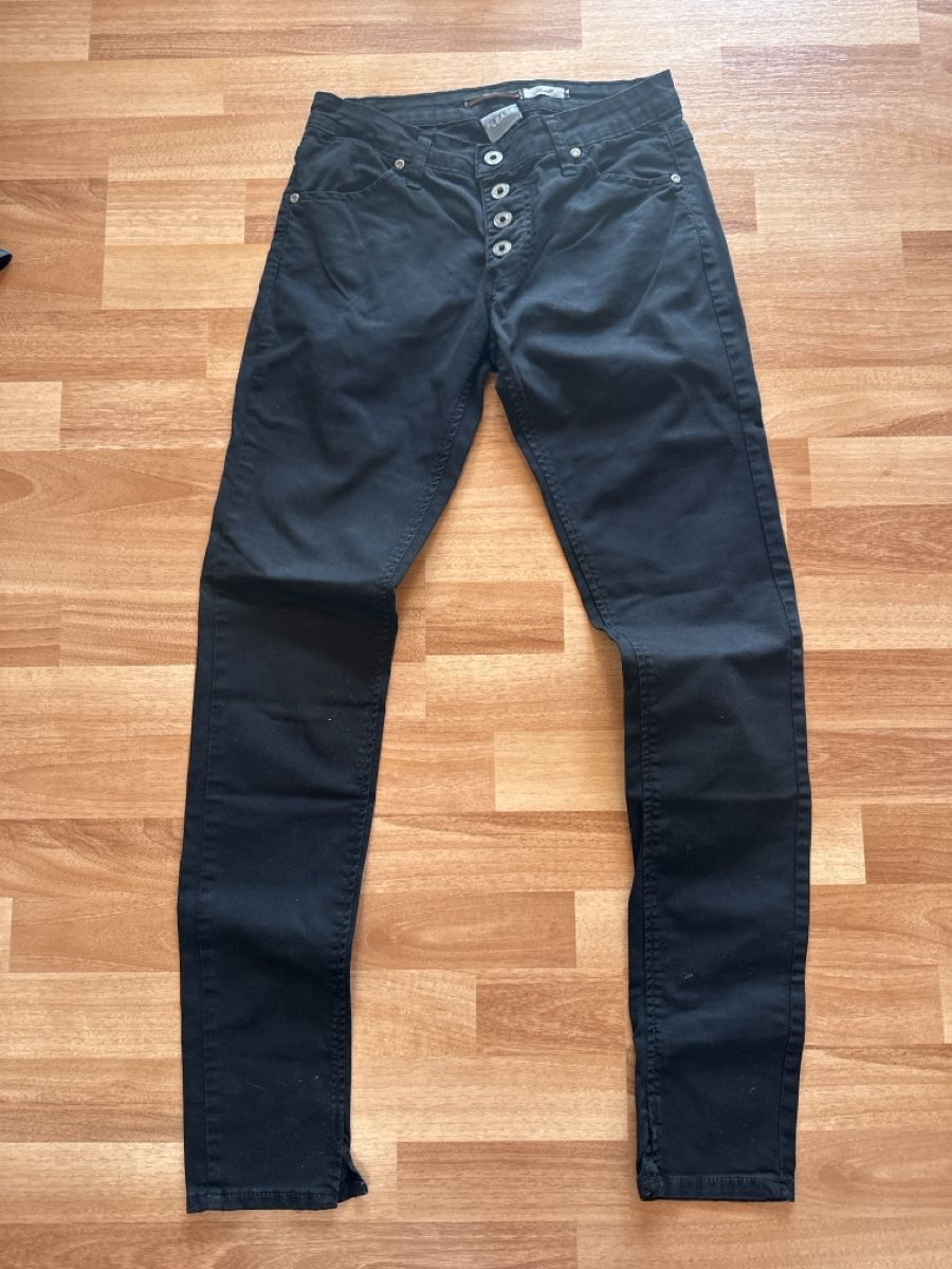Please Jeans Jeans: Please Jeans, Schwarz, Gr. S einf. Bundweite ca. 33 cm – Usato da St. Gallen venduto da mai_gd7k