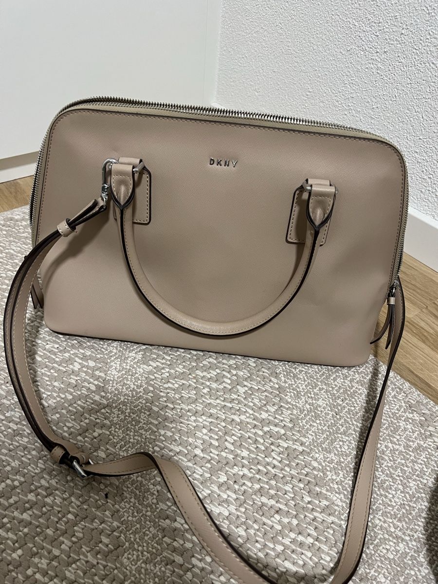 Borse: DKNY Tasche – Usato da Thalwil venduto da and_nb7r