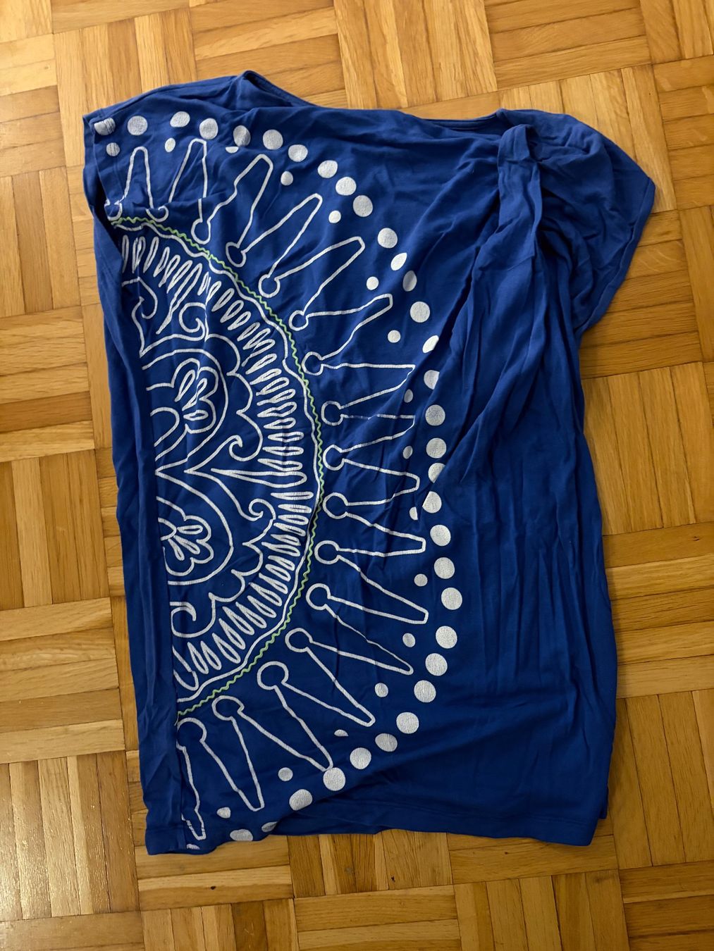Desigual T-Shirts: Desigual Shirt Grösse M – Gebraucht aus Zürich von Miush999