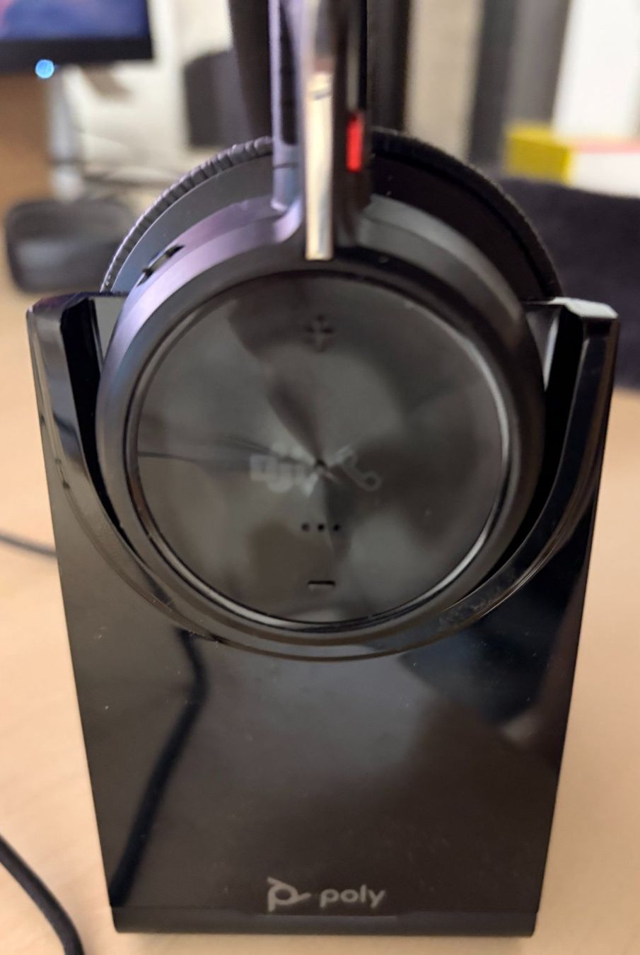Hewlett Packard Kopfhörer: HP Headset Poly Voyager Focus 2 MS USB-C inkl. Ladestation – Gebraucht aus Unterkulm von Robwell