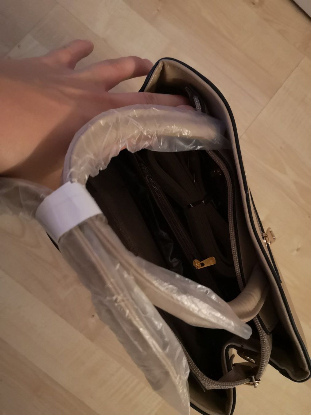 Borse da donna: Schöne Tasche – Nuovo e nell'imballaggio originale da Büttikon AG venduto da PAM120319 3