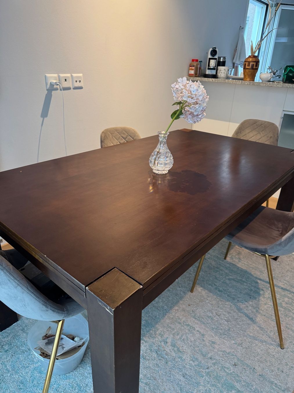 Tische: Massiver Holztisch dunkel – Gebraucht aus Montagnola von Vol24 1