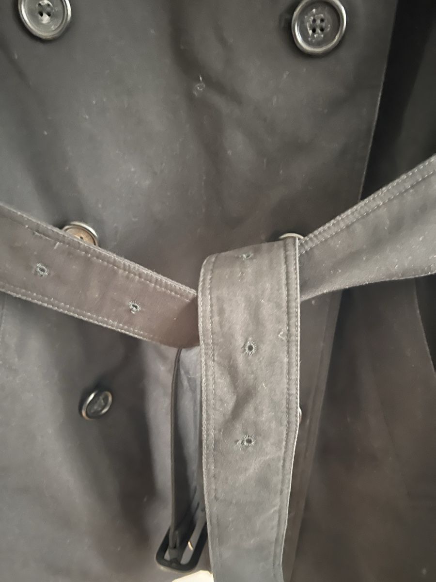 Burberry Cappotti: Trenchcoat Burberry, Gr. 36, schwarz – Usato da Solothurn venduto da Brini06 2