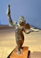GEFLÜGELTER EROS – BRONZE DER ROMANISCH EPOCHE