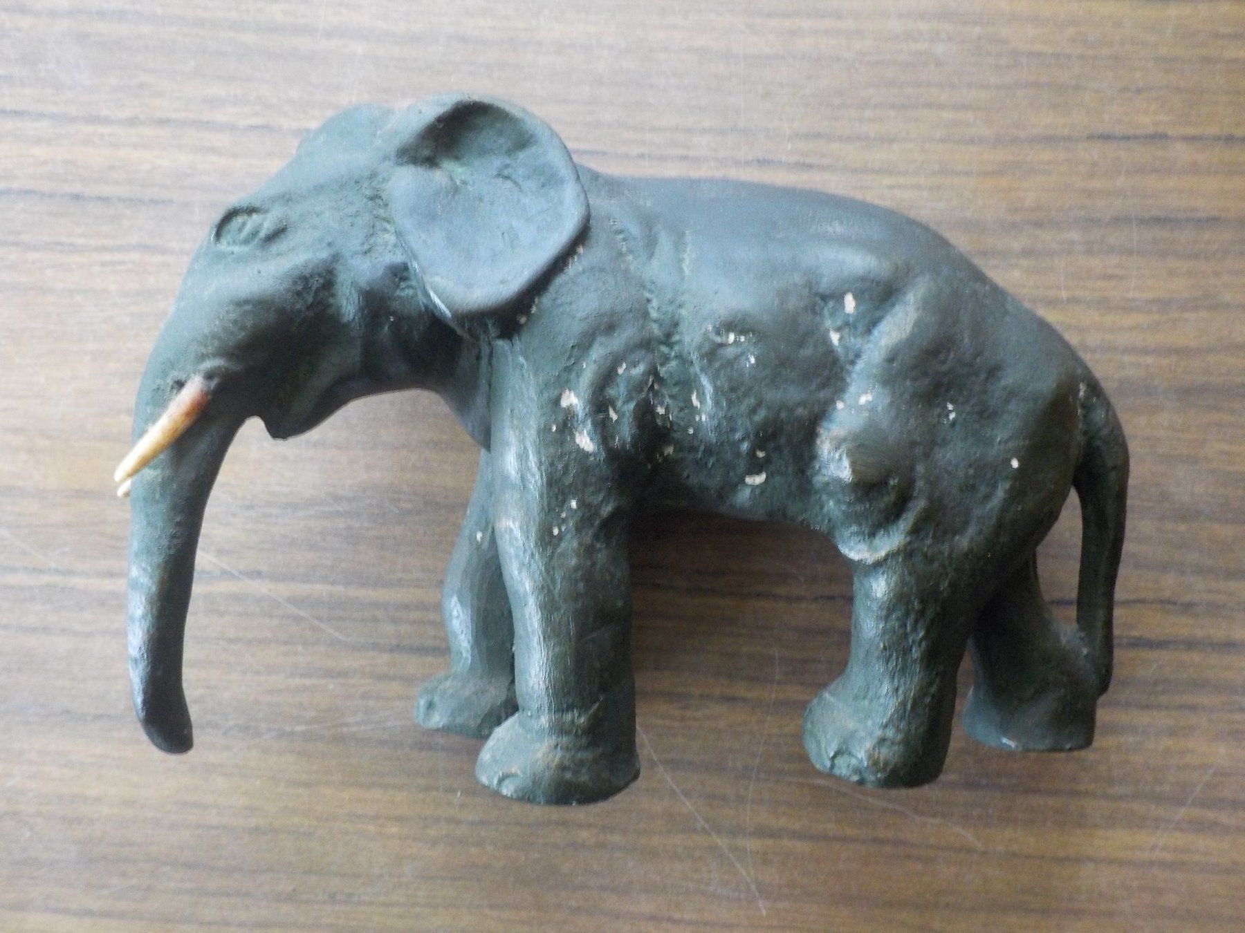 Statuette: Elefant antik – Usato da Mörschwil venduto da antiksalon 2