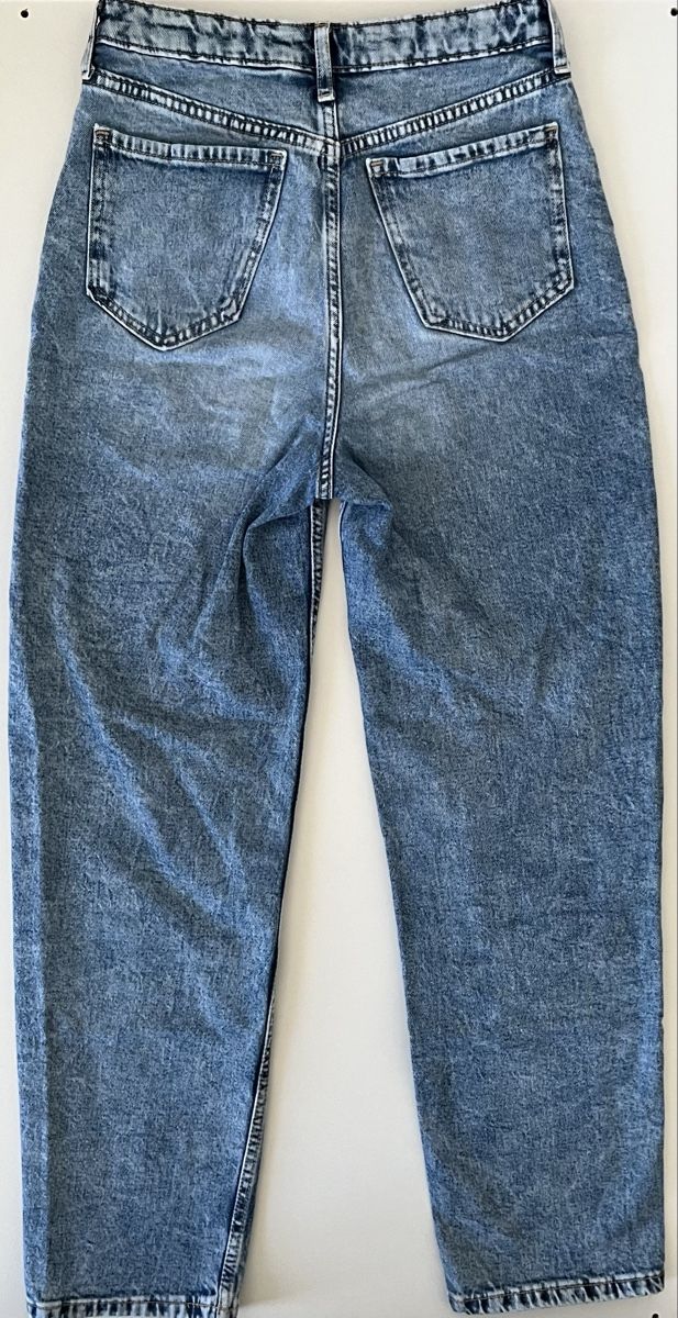 H&M Hosen: H&M Mom Jean taille haute 152 – Gebraucht aus Geneve von maremonte 1