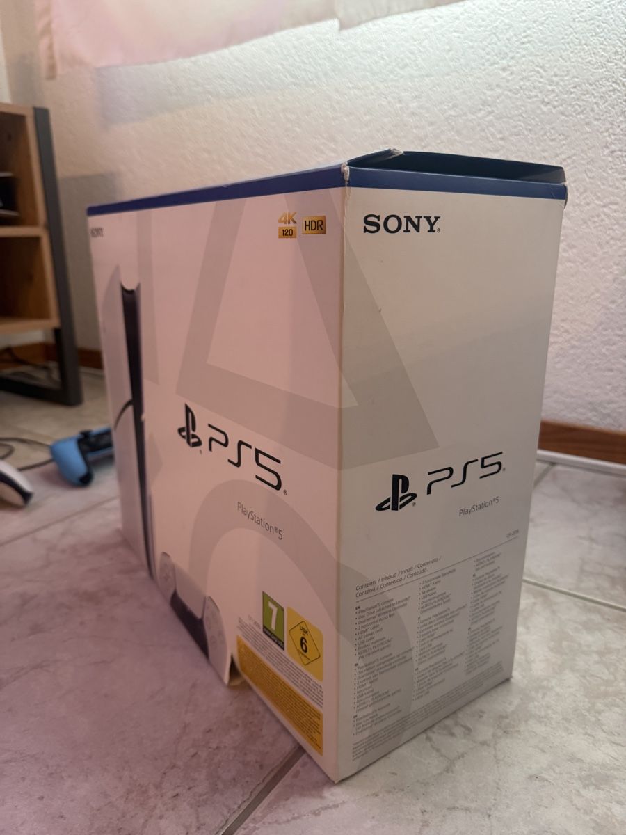 Consoles: Playstation 5  – D'occasion à Herbligen par Mountainlovers