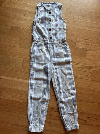 Schöner Jumpsuit Gr. 110