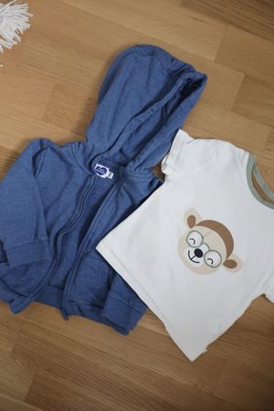 Lot de vêtements 18M