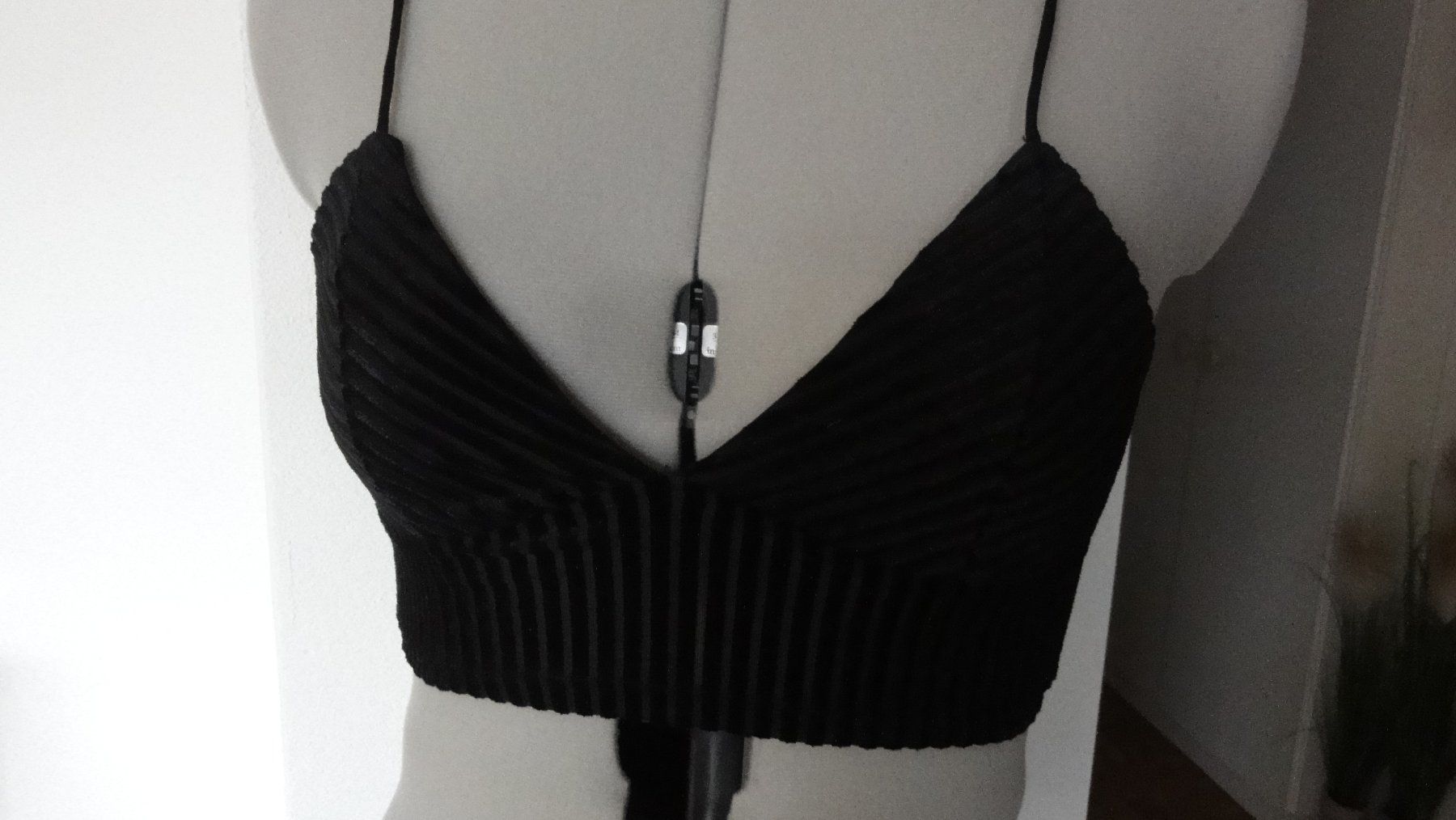 Altra biancheria intima: Bralette, schwarzer Samt, Gr. S – Usato da Samedan venduto da chickenrun01