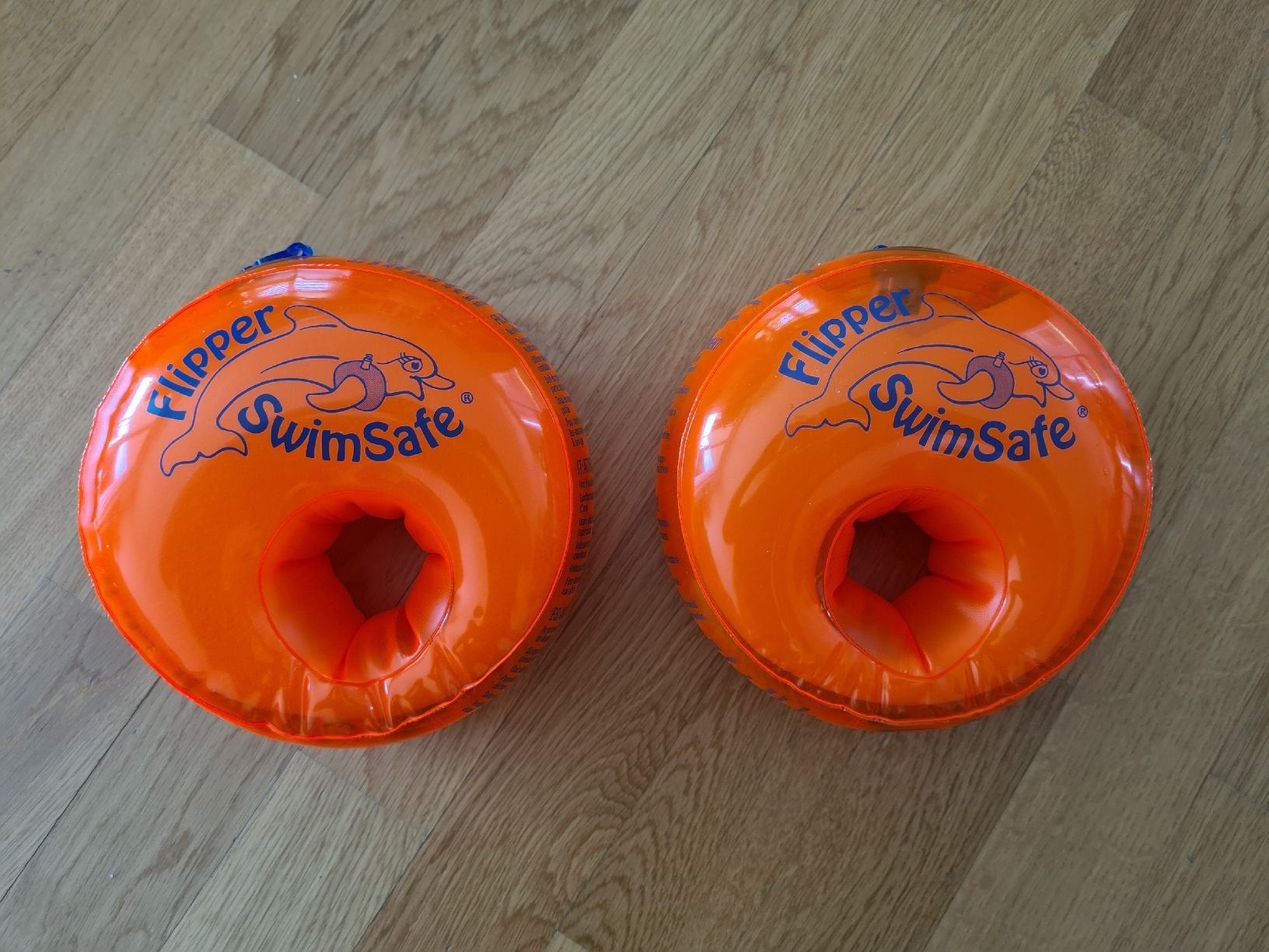 Giubbotti di salvataggio: Flipper Swimsafe Schwimmflügeli – Usato da Zumikon venduto da daryona