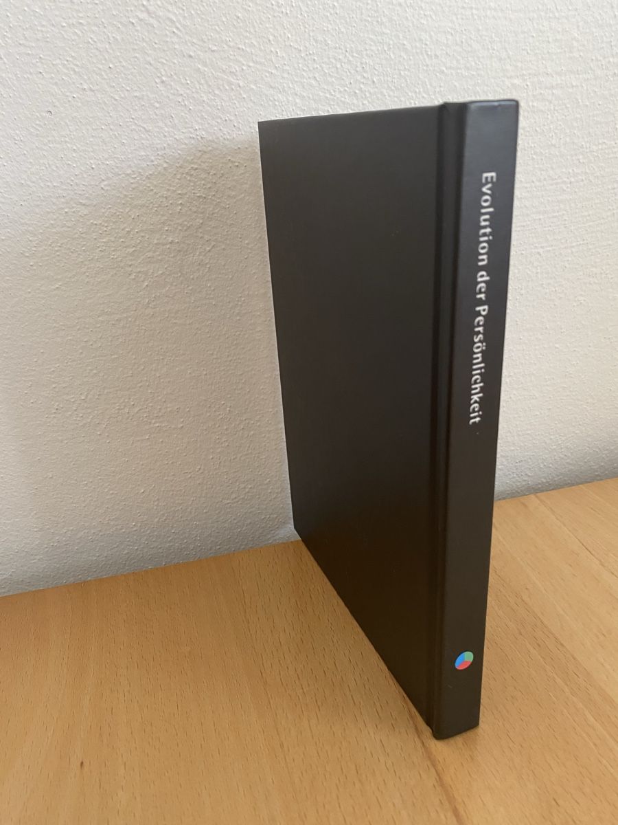 Livres: Evolution der Persönlichkeit - Juergen Schoemen – D'occasion à Schwarzenburg par Michellu 1