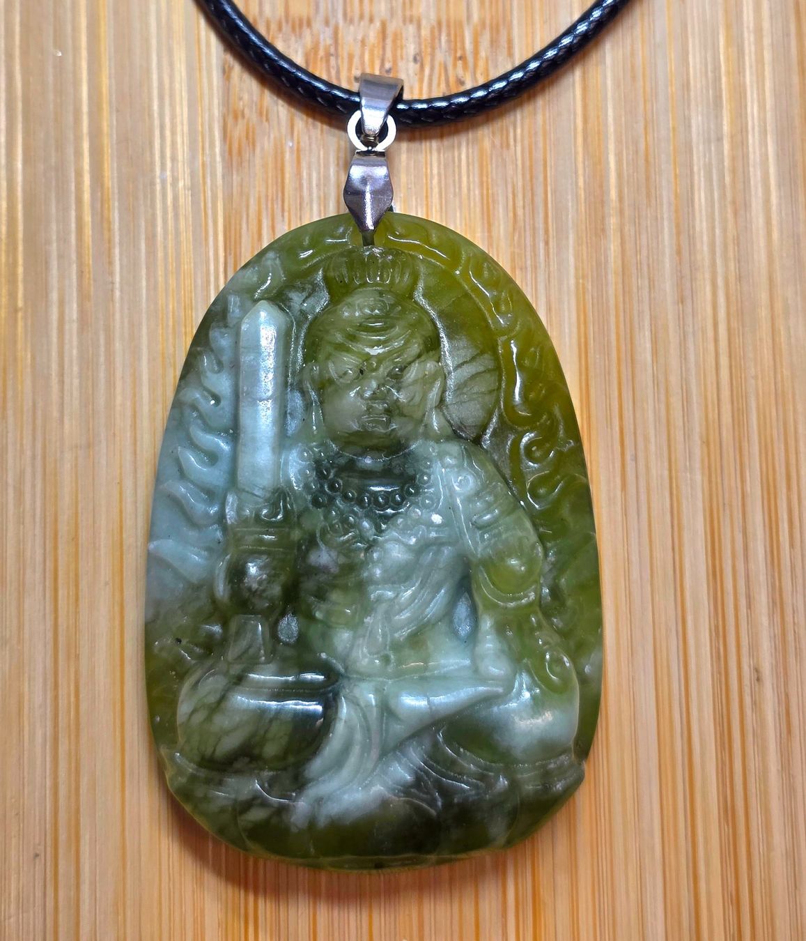 Minerali & Pietre curative: Grüne Jade Acala Anhänger B – Nuovo e nell'imballaggio originale da Matzingen venduto da Shay_Crystalz 1