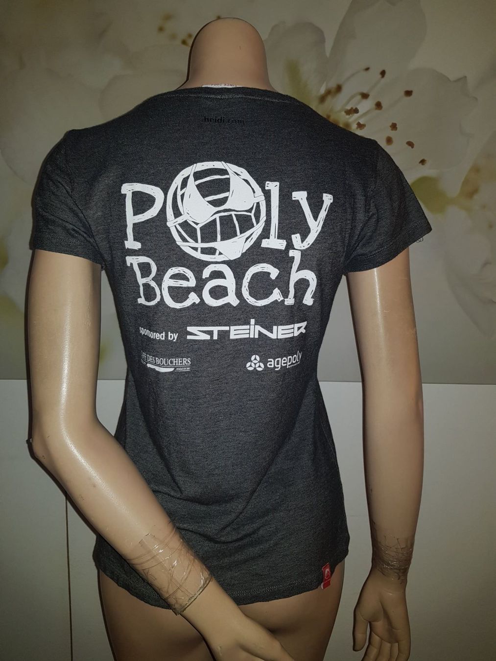 T-Shirts: T-shirt HEDI.COM    Taille/Grosse M – Gebraucht aus Cossonay-ville von Super-Price-Quality 6