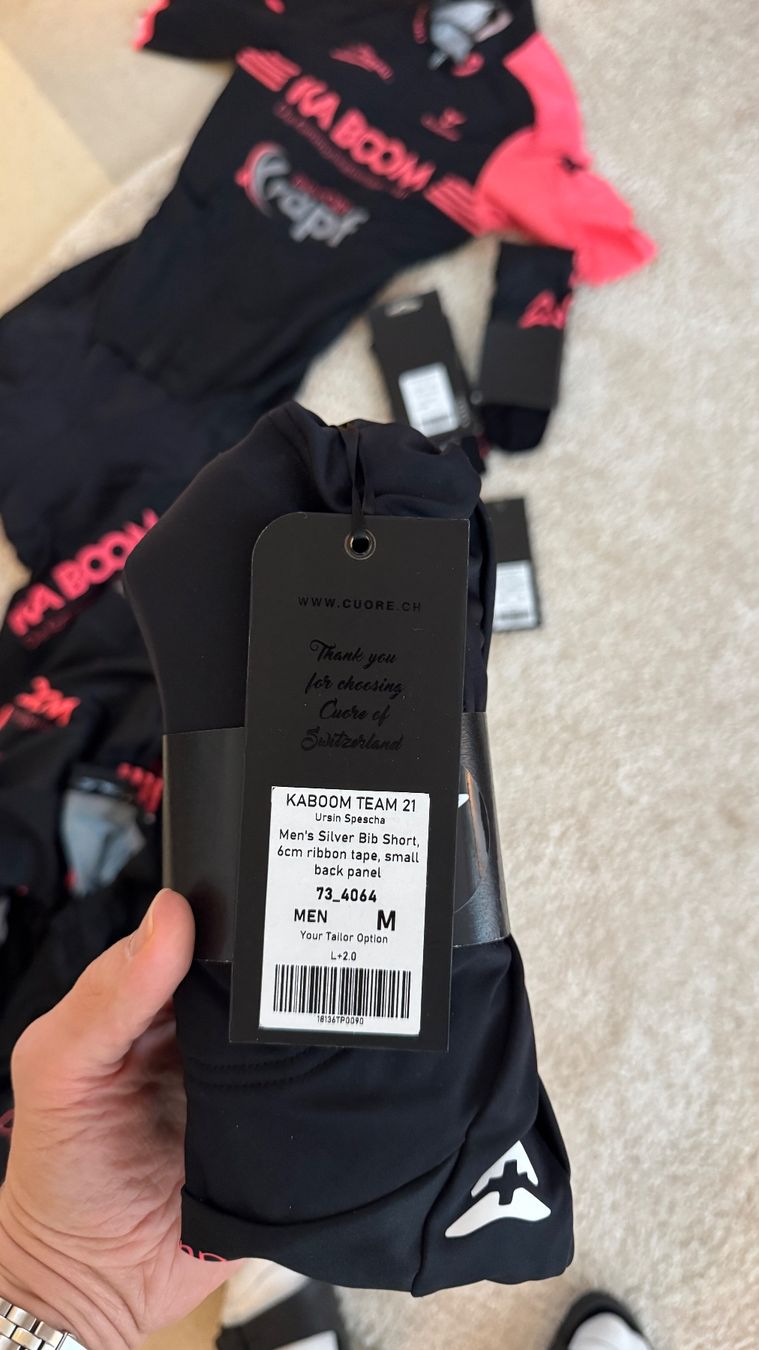 Kleiderpakete: Cuore Cycling Kit ab 1.- – Gebraucht aus Zürich von bikeamme1 6